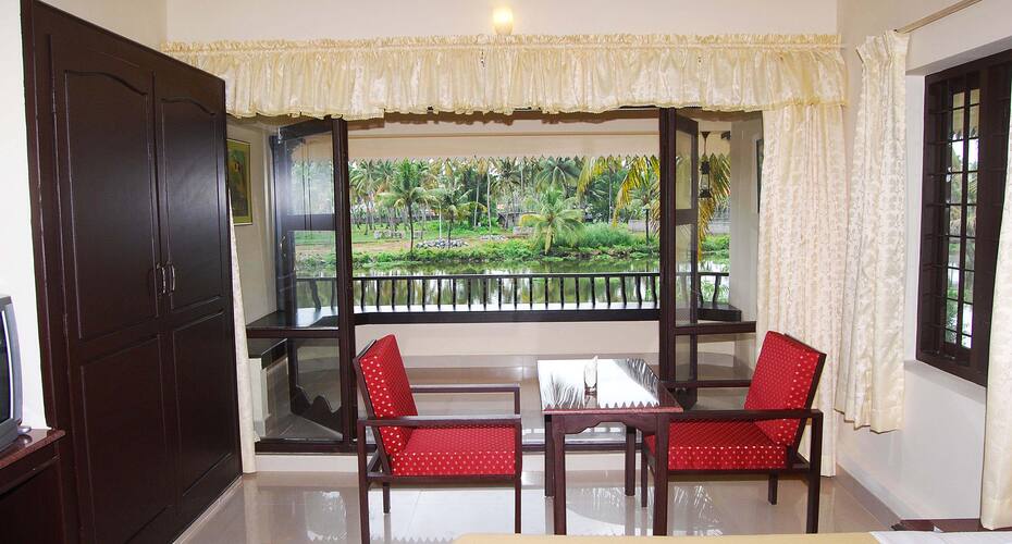 Wintergreen Waterfront Resorts, Kochi 3